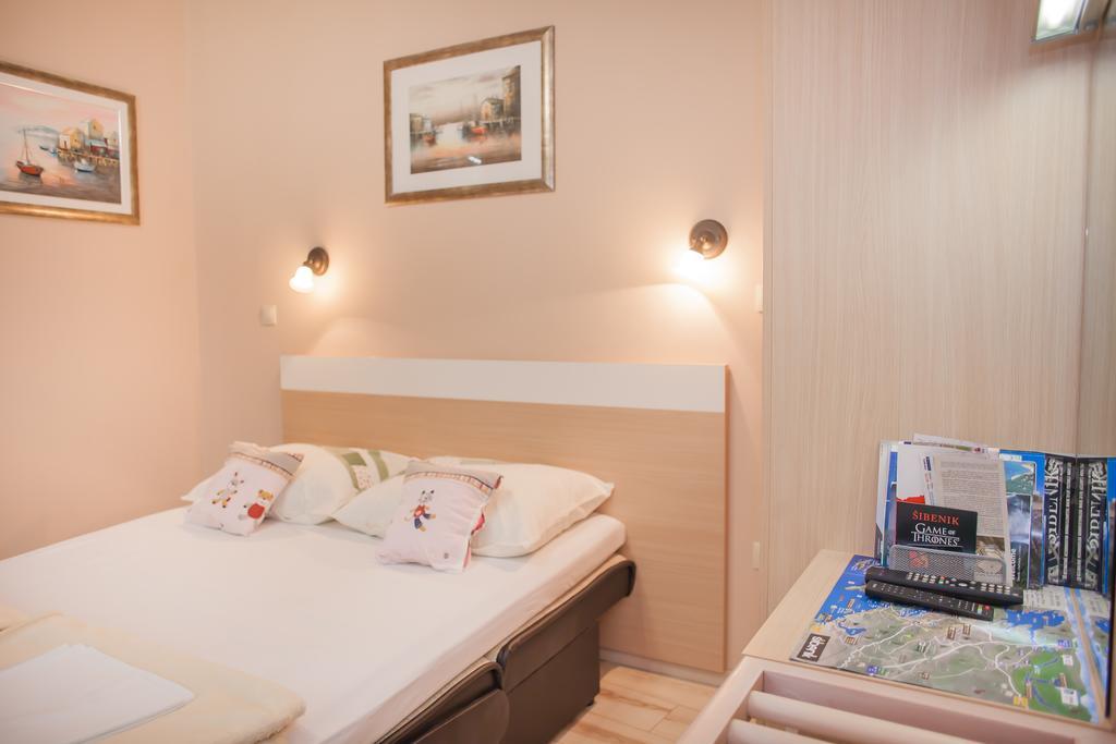 Apartment Barbara - Bojana Šibenik Extérieur photo